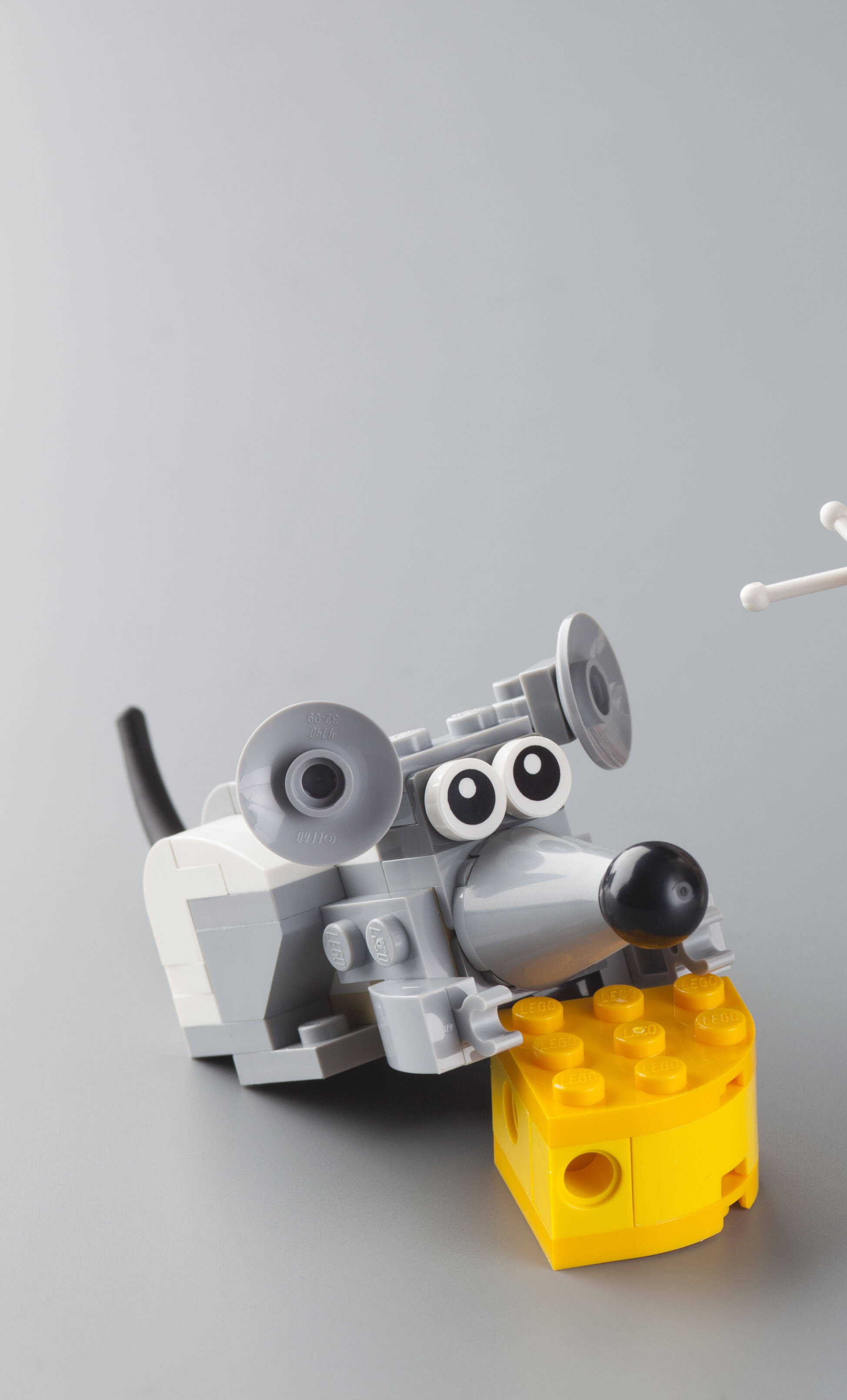 lego cartoon mouse